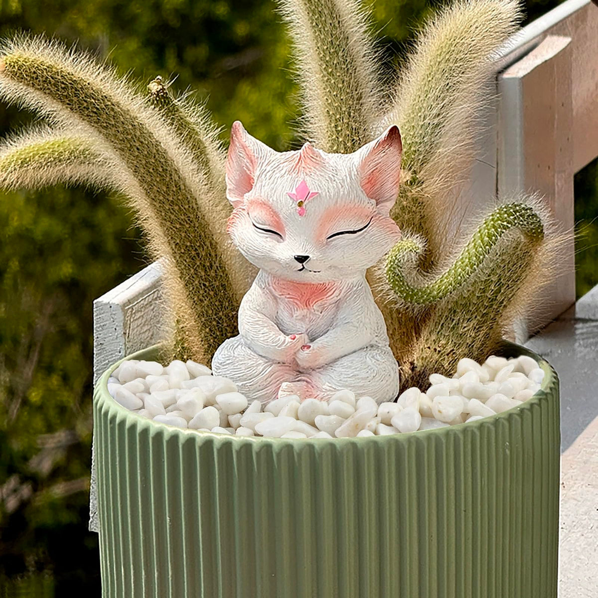 FANTIAN stones are safe around pets and children.