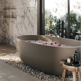 FANTIAN white stones in plants create a clean centerpiece.