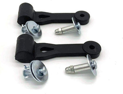 Fascinatte bagger latch assembly on a tractor for secure operation.