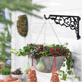 Fashion&cool indoor-outdoor hanger ideal for lanterns, wind chimes, and bird feeders.
