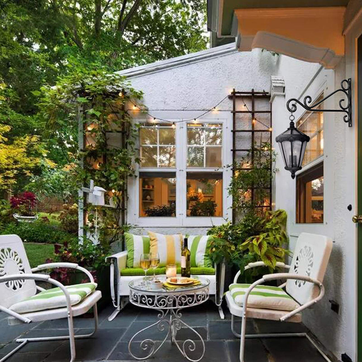 Fashion&cool versatile decorative hanger for planters, lanterns, and decor.