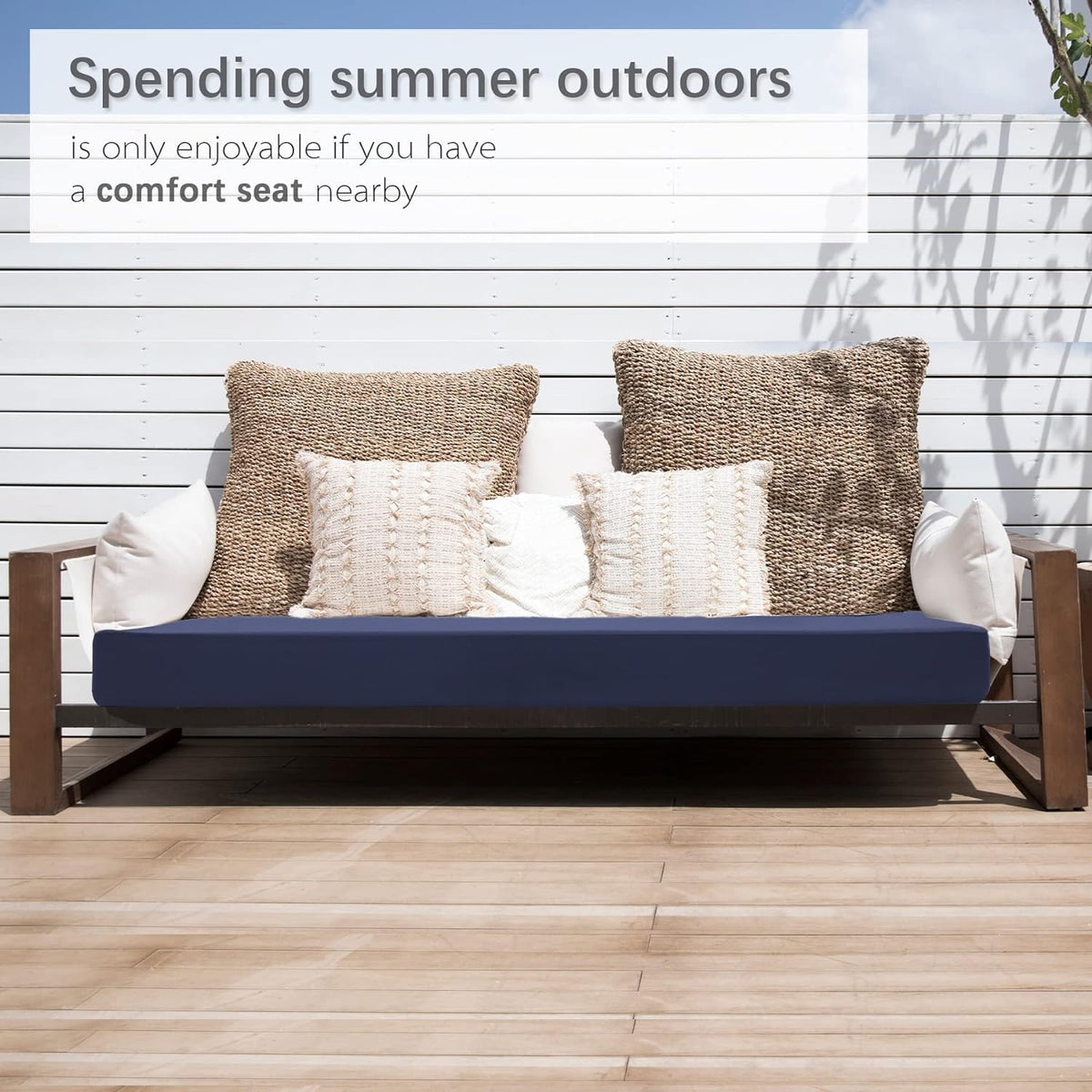 Favoyard machine-washable cover makes cleaning quick after outdoor use