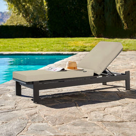 Favoyard outdoor cushion fabric with waterproof layer resists rain and splashes