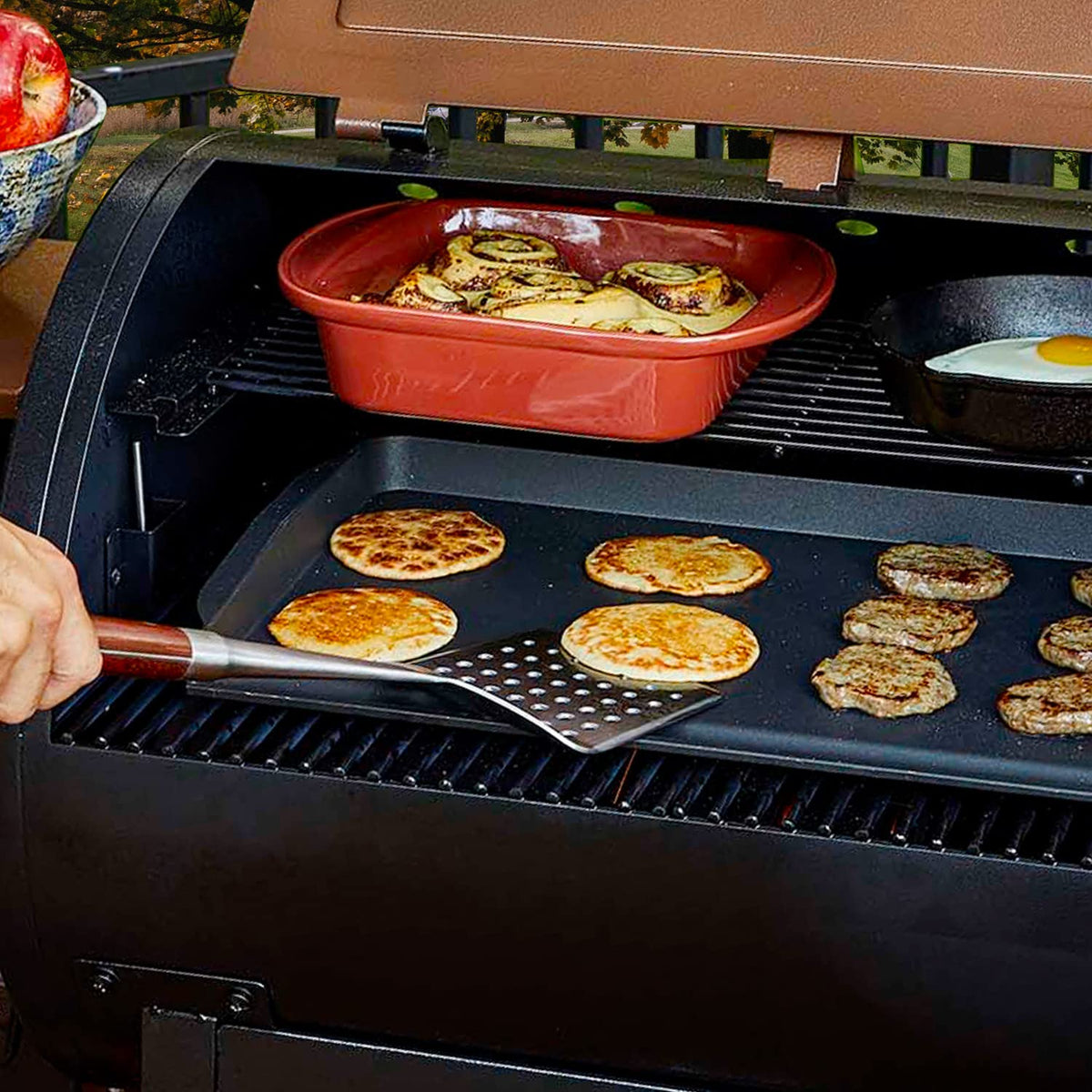 FCCUM high-temperature probe designed for pellet grills and hot cooking sessions.