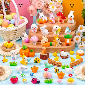 Feivando mini resin figures decorate desks and shelves with enduring color