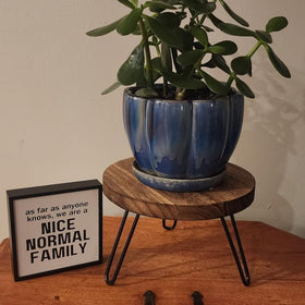 FESTLOVE natural-wood-finish blends with indoor-outdoor decor