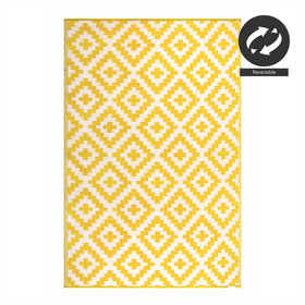 FH Home rug ideal for porch, deck, balcony and entryways.