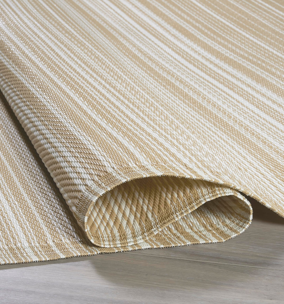 FH Home UV-resistant outdoor rug maintains vibrant colors.