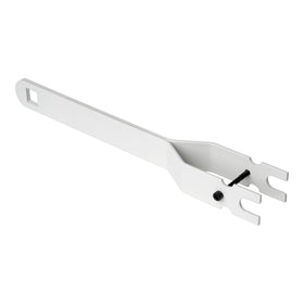 Fi-Shock inline strainer handle 300-305 enables quick tension adjustment on fence wires.