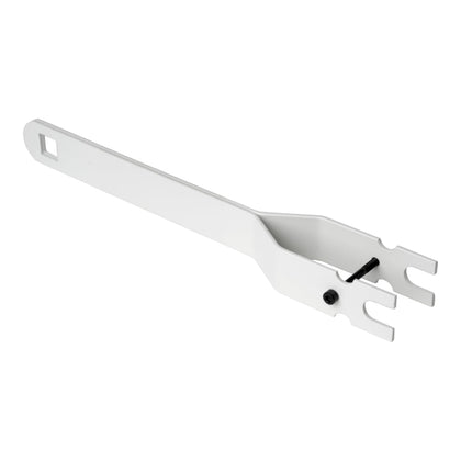 Fi-Shock inline strainer handle 300-305 enables quick tension adjustment on fence wires.