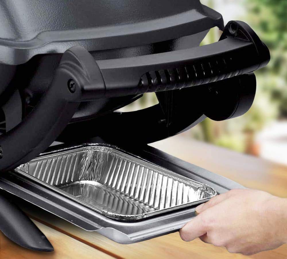 Fig & Leaf Genesis drip pan prevents overflow during grilling.