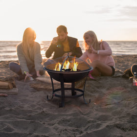 Fire Beauty rust-resistant finish keeps the pit looking new.