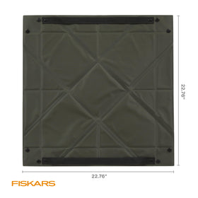 Fiskars Planting Mat keeps mess contained, ideal for indoor gardening