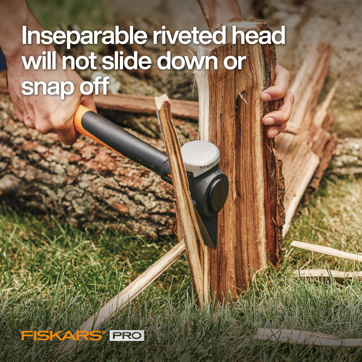 Fiskars Pro IsoCore Maul heat-treated steel blade delivers durable performance.