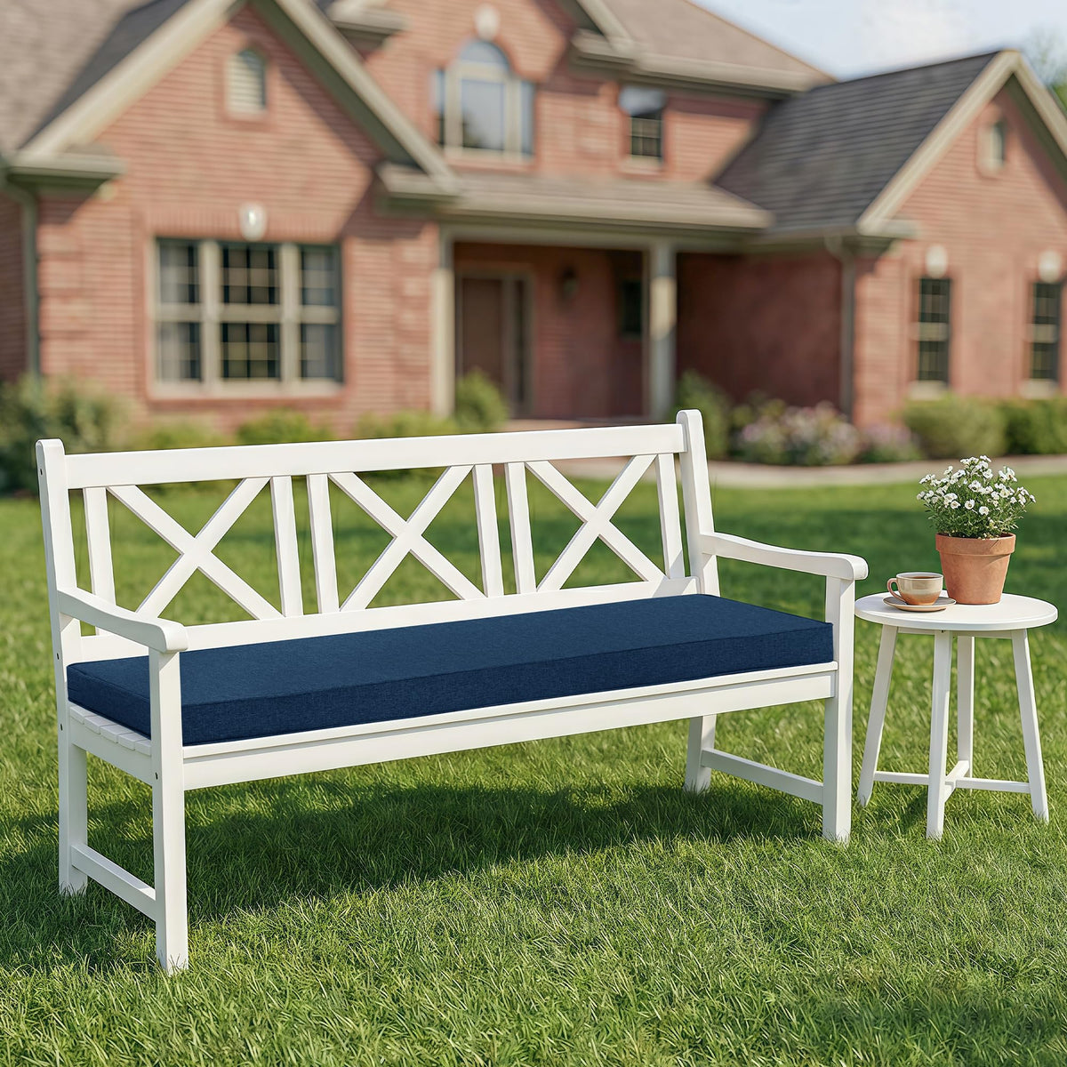 Fitfree fade-resistant navy cushion shown under bright sun for long-lasting color