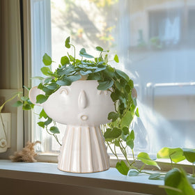 Fivepot face planter 7inch side hair design accentuates plant hair as lush foliage.