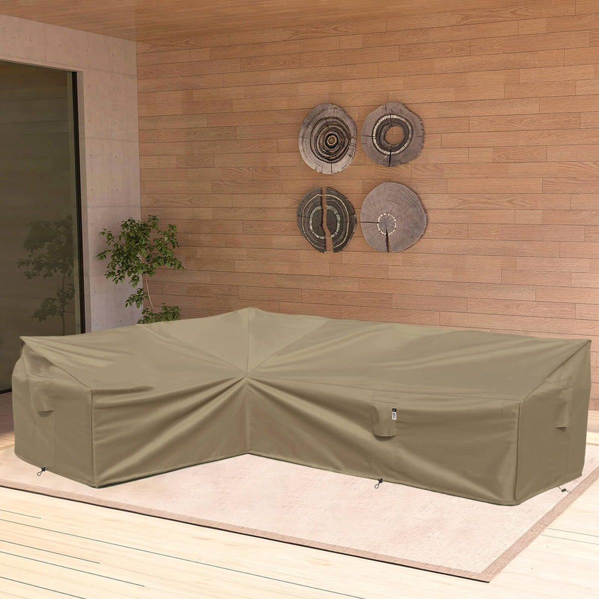 Flexiyard easy-fit padded handles simplify setup.