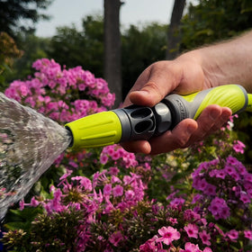 Jet spray from Flexzilla nozzle reaches up to 20 ft