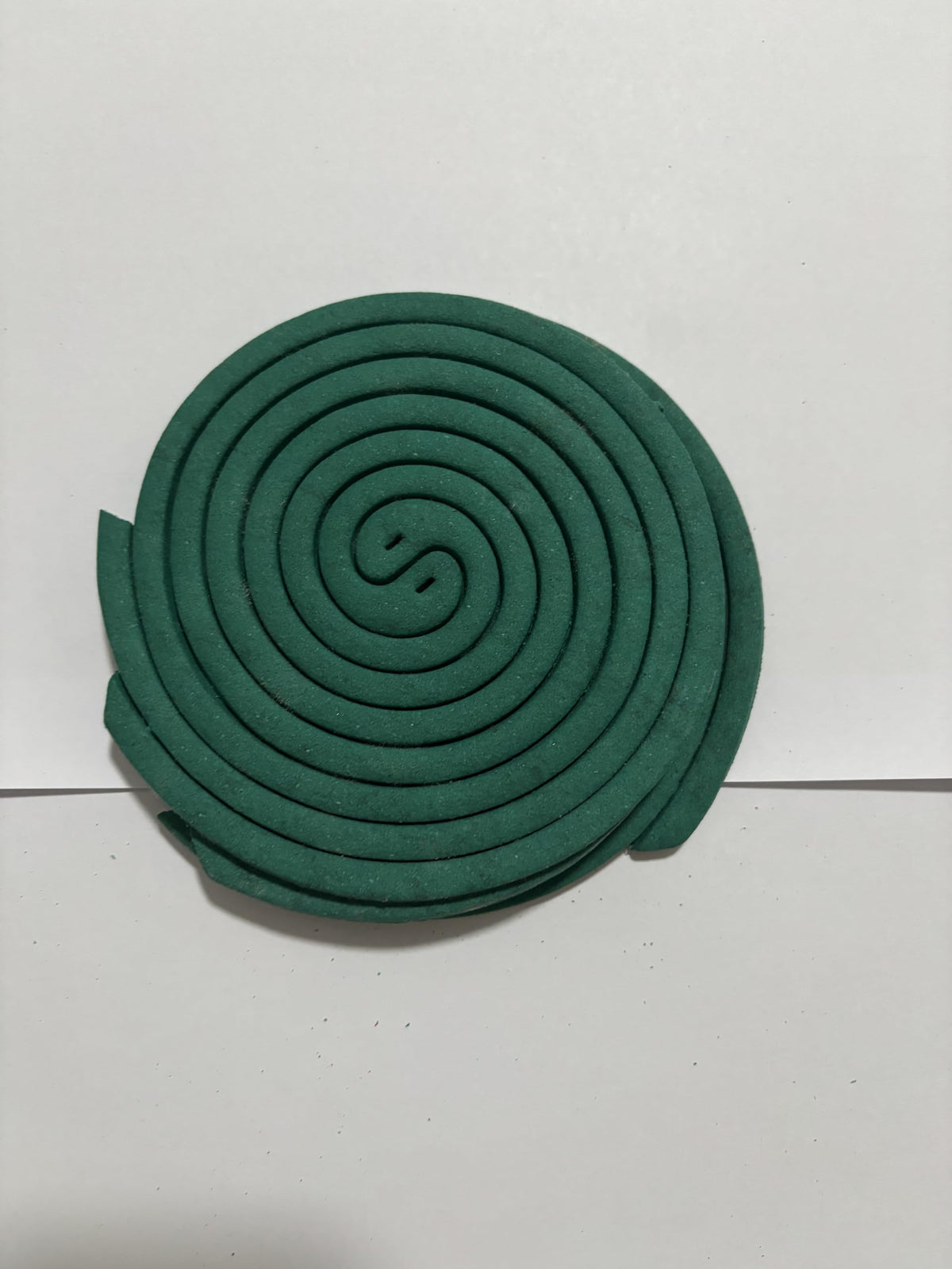 FLODTEEK natural citronella coils with essential oils for scent and protection.