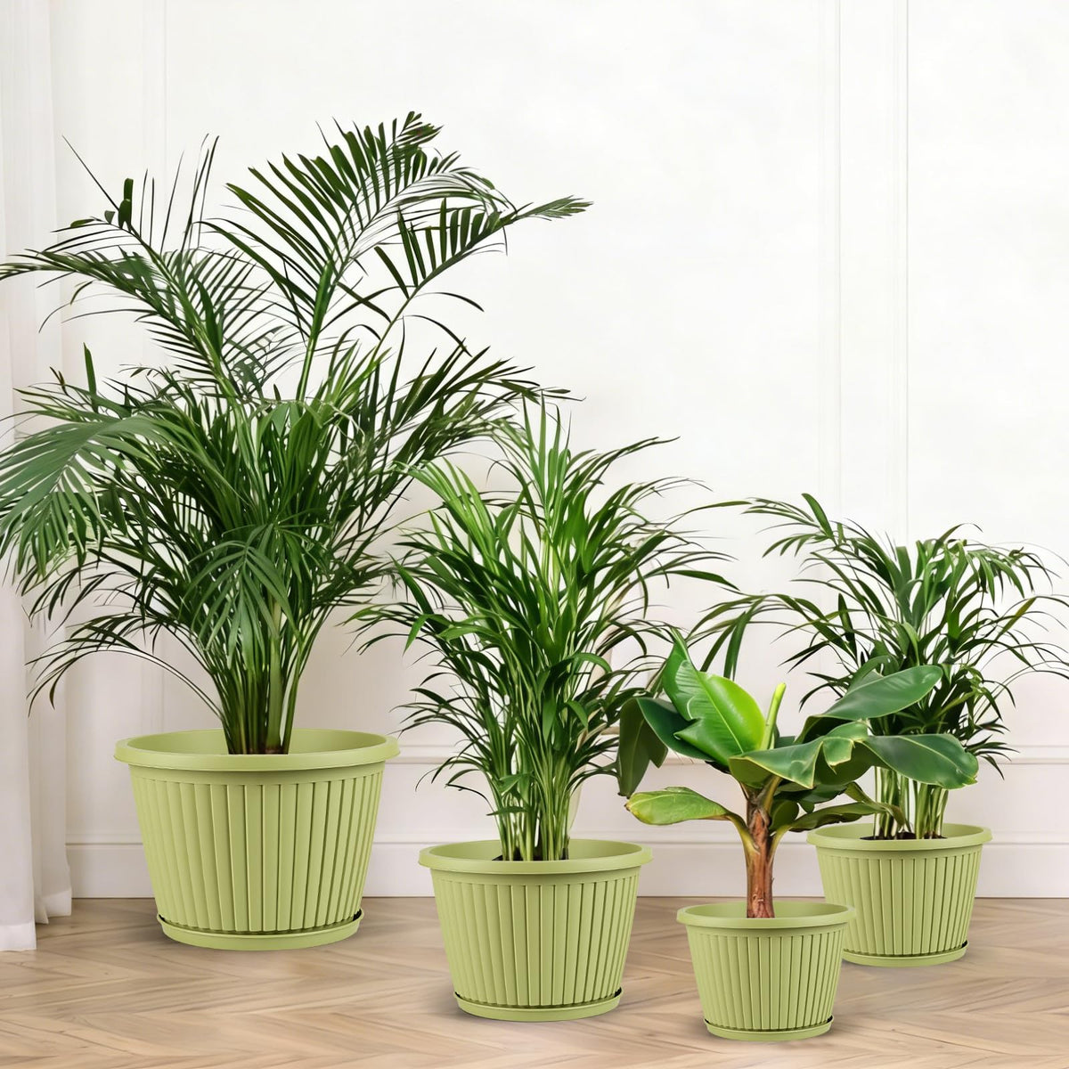 Flowyypo outdoor-ready 10-inch planter for patio or balcony greenery.