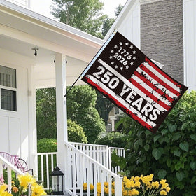 FLUUZE vivid print pattern highlighting crisp patriotic motifs