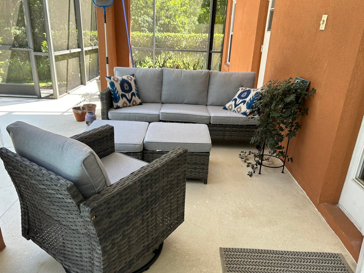 FLYMEI waterproof cushion cover keeps cushions safe during damp outdoor days.