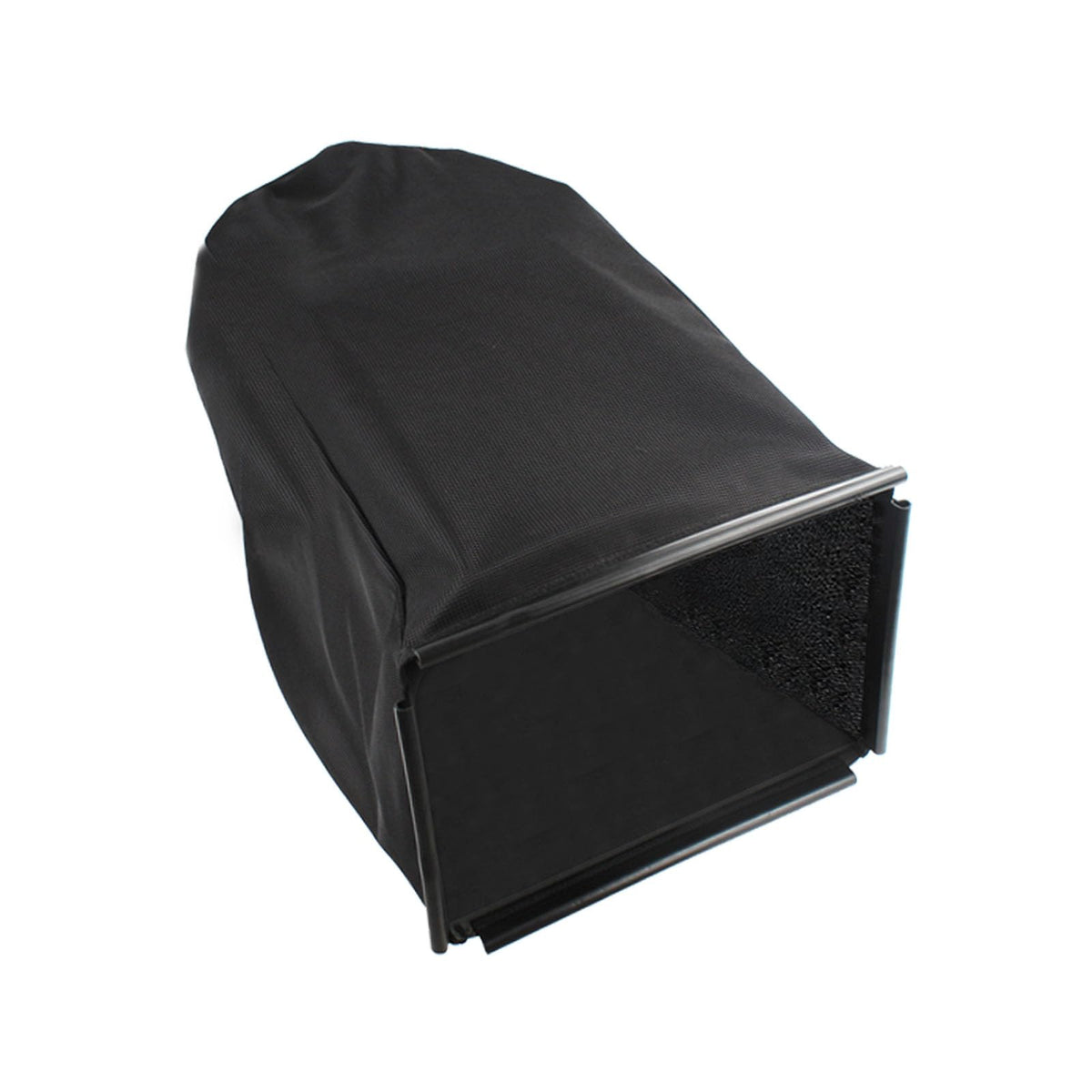 Follde fabric bag offers affordable replacement for Toro Recycler mowers