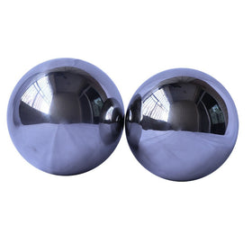Folytiy hollow mirror globe 8inch shines as a centerpiece for ponds and patios.