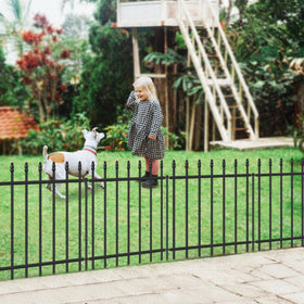 FOREHOGAR 16 foot border fence with eight panels for seamless edging.