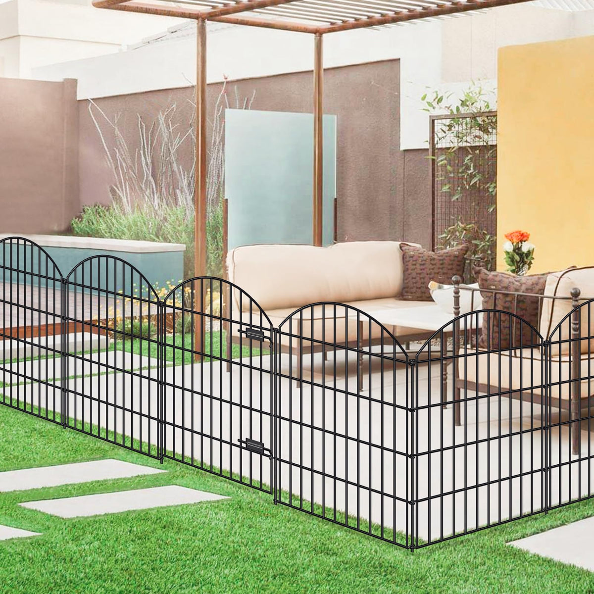 FOREHOGAR bundled gate and panels enable quick setup to define yard boundaries.