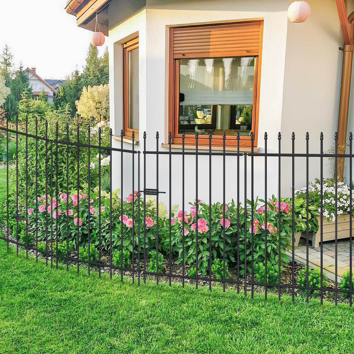 FOREHOGAR fence panel demonstrates 42-inch height for clear boundary