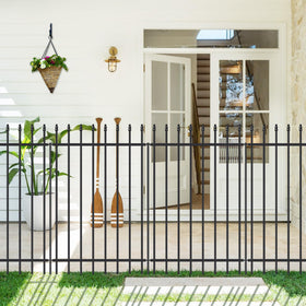 FOREHOGAR outdoor setup for patios and gardens promotes tidy, low-maintenance borders.