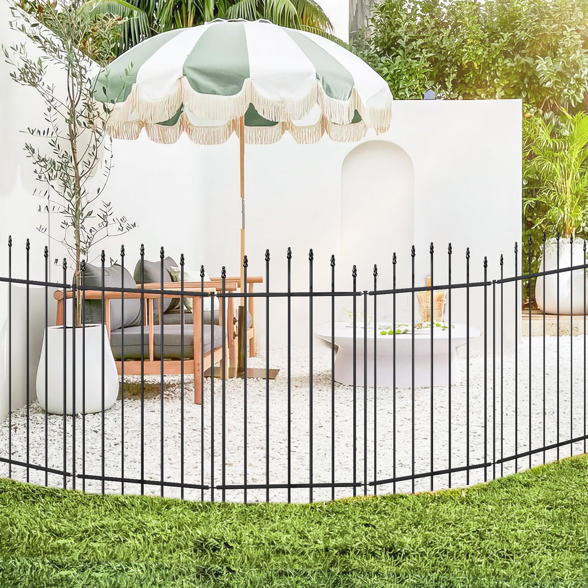 FOREHOGAR sturdy steel-tube construction provides durable support for outdoor borders and animal barriers.