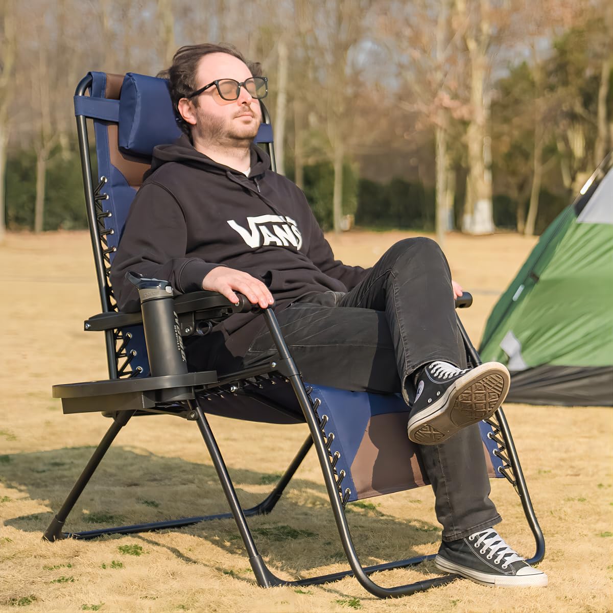 Foristrail camping and poolside use ideal for tailgating and lounging.