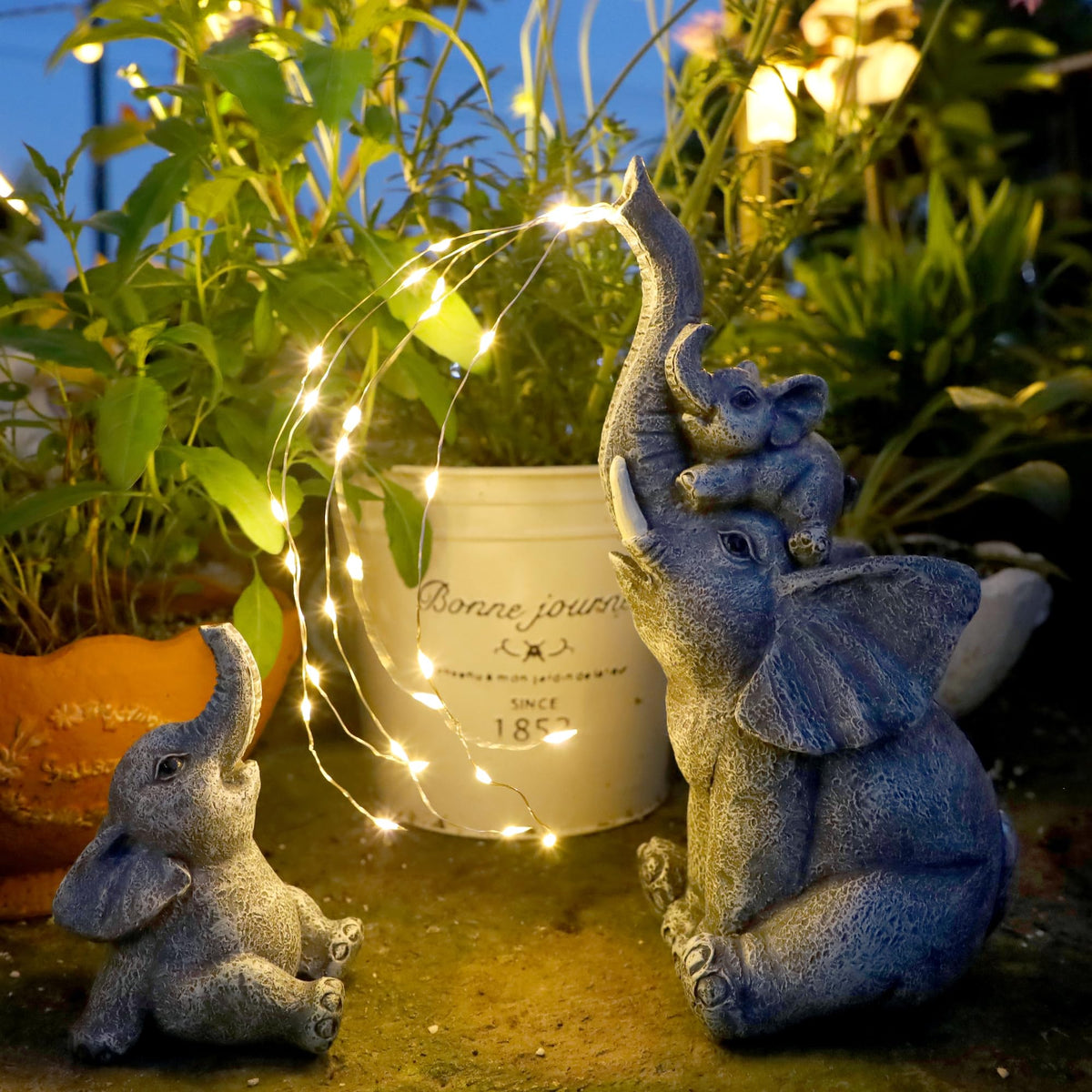 FORUP elephant statue waterproof and durable for year-round outdoor use