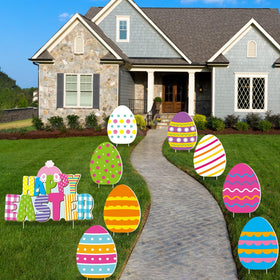 Fovths outdoor Easter decor enhances spring celebrations