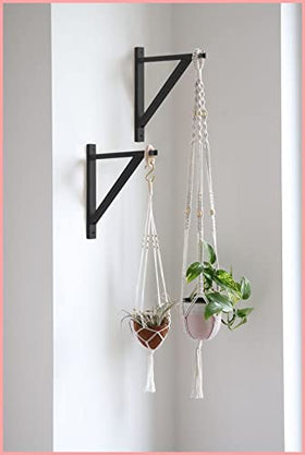 FRIADE 12-inch floating shelf bracket for lightweight shelves.