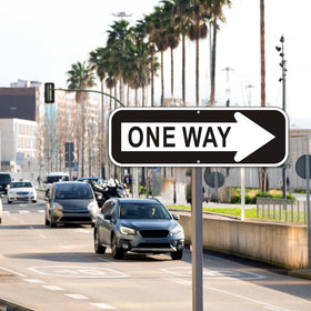 Frohllia sturdy aluminum sign designed for outdoor street use and long-lasting visibility.