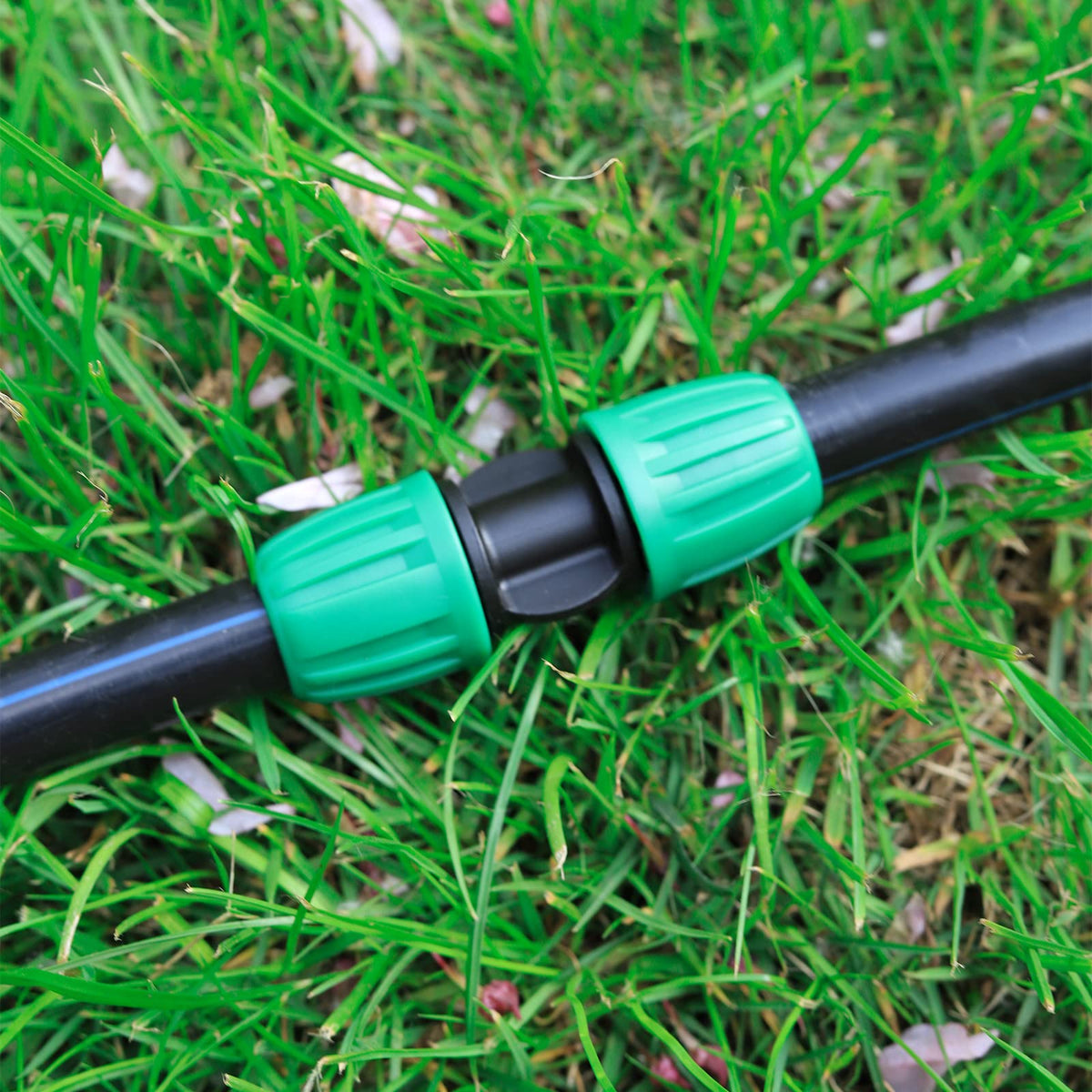 FULAIERGD 1/2-inch barb and lock nut enable quick, secure installation.