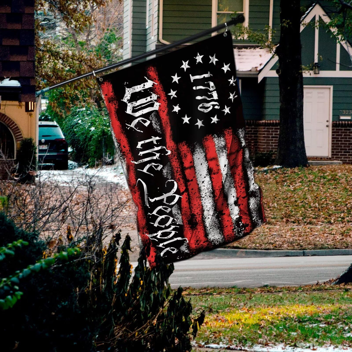 FULAISMGS Patriotic decor suitable for indoor or garden displays.