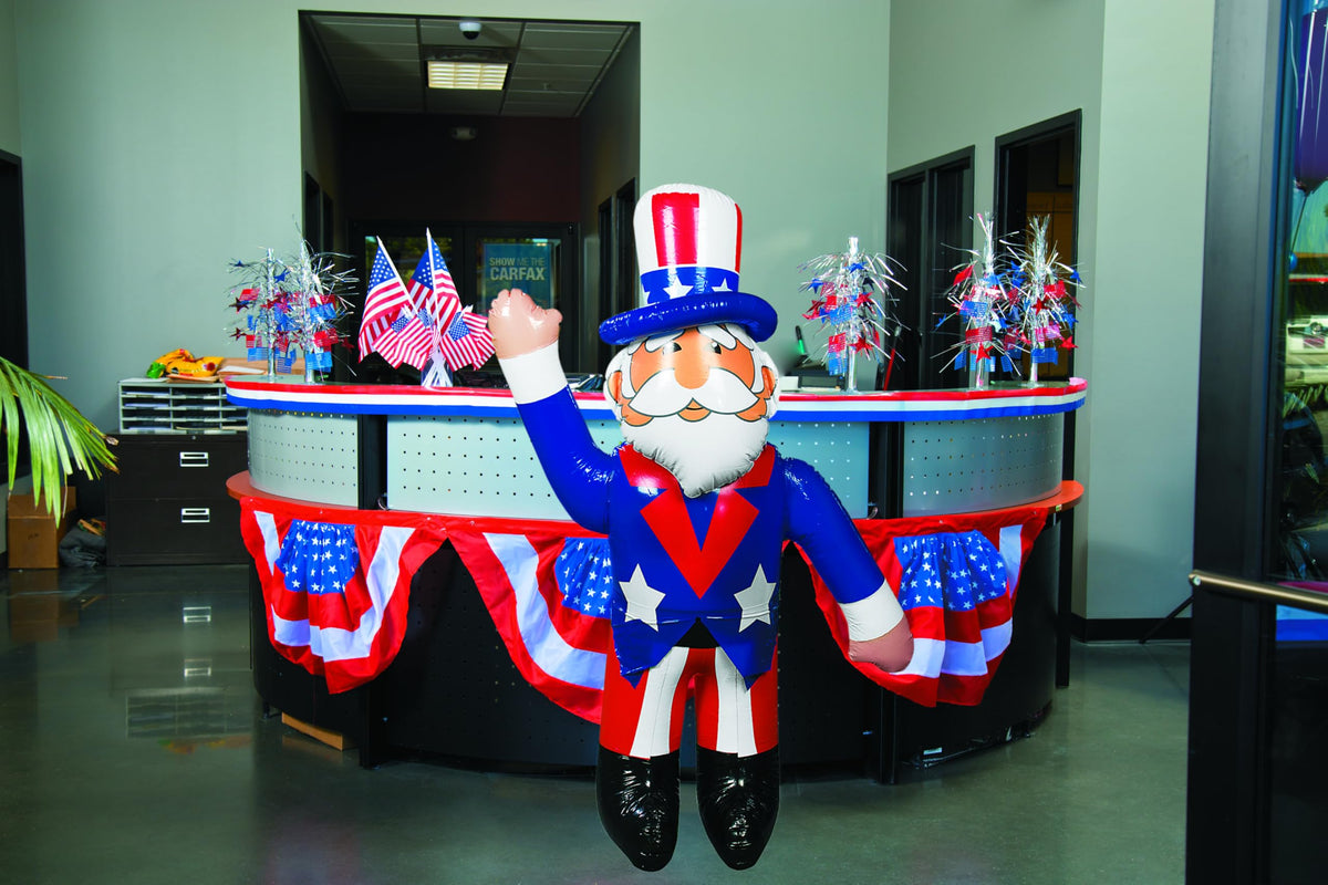 Fun Express classic red white blue Uncle Sam suit adds authentic detail to celebrations.