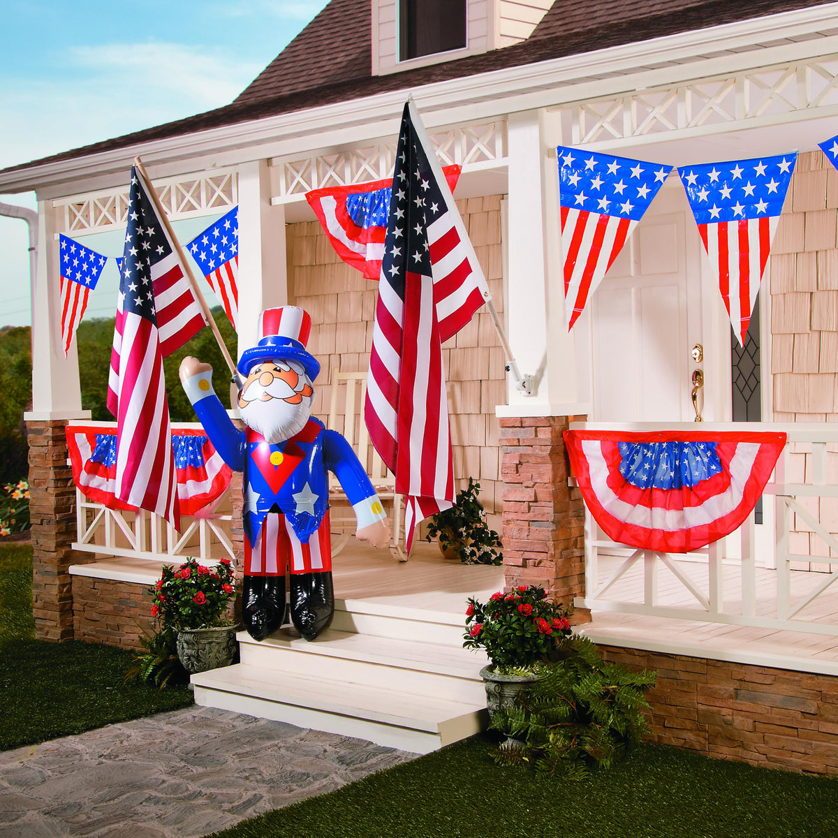 Fun Express durable heavy-duty vinyl construction resists tears for repeated patriotic events.