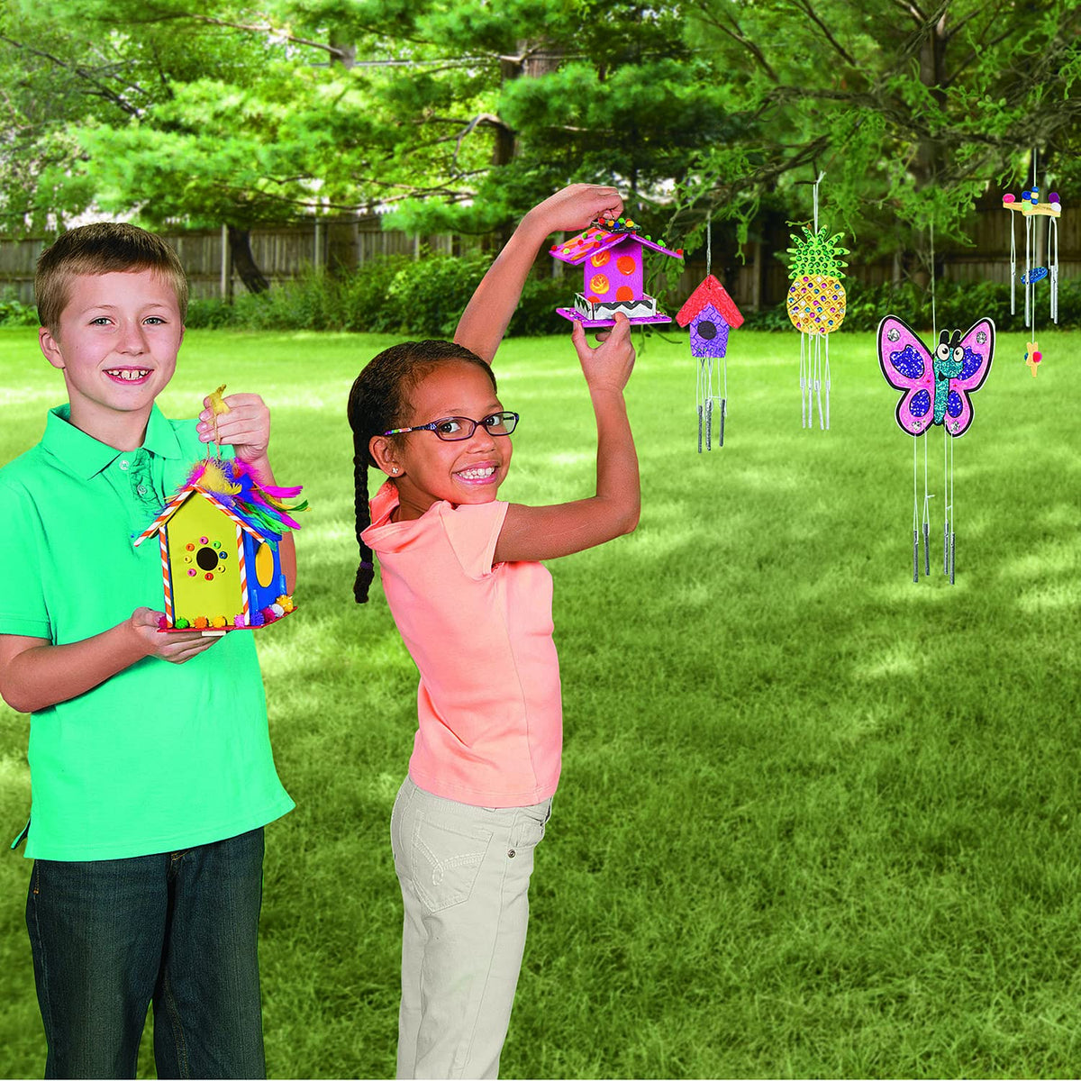 Fun Express wind chimes painting session showing color ideas to inspire imagination.