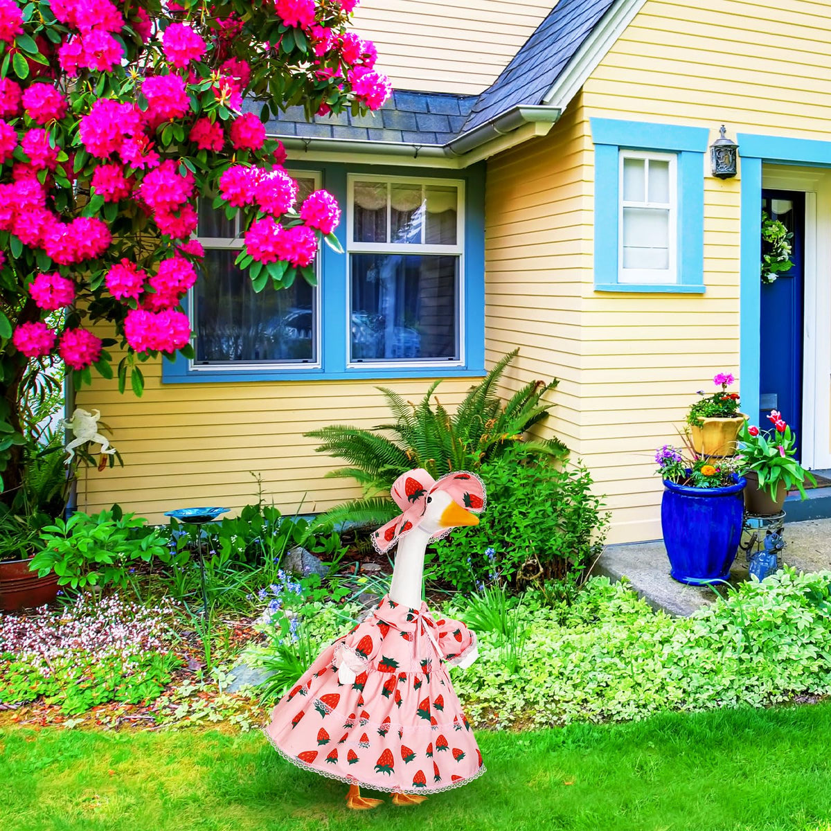 FuWeave autumn garden goose decor brightens porch or lawn spaces