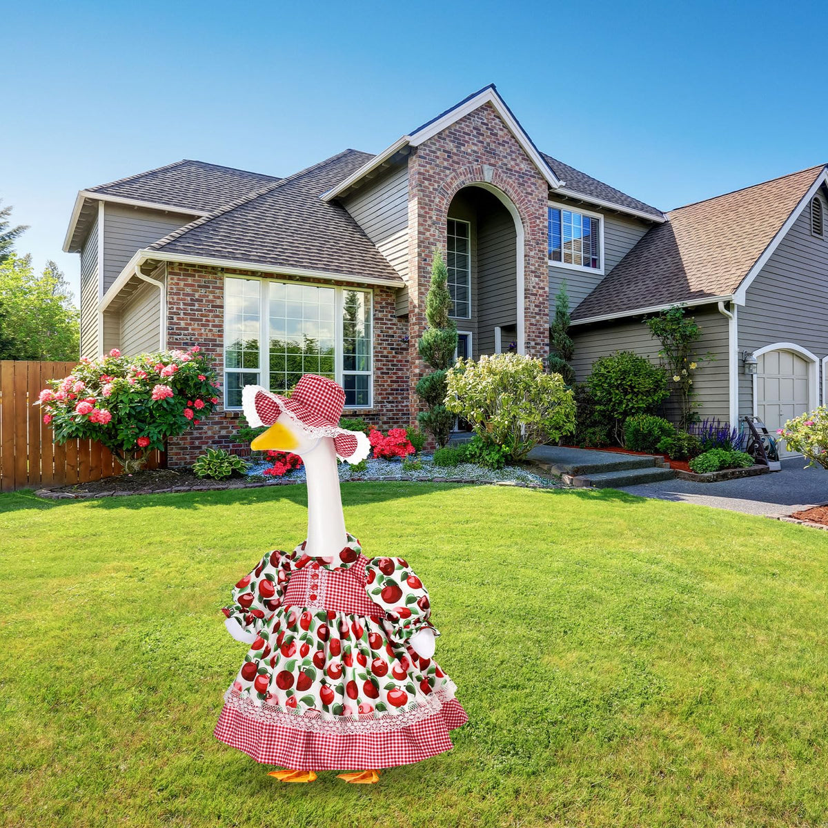 FuWeave outdoor yard goose decor brings summer warmth to any garden.
