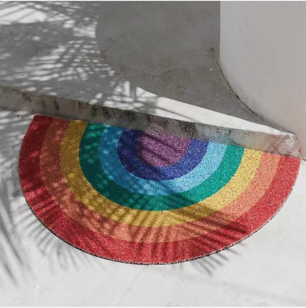FWEHIO moisture and dirt trapping fibers help keep interiors cleaner.