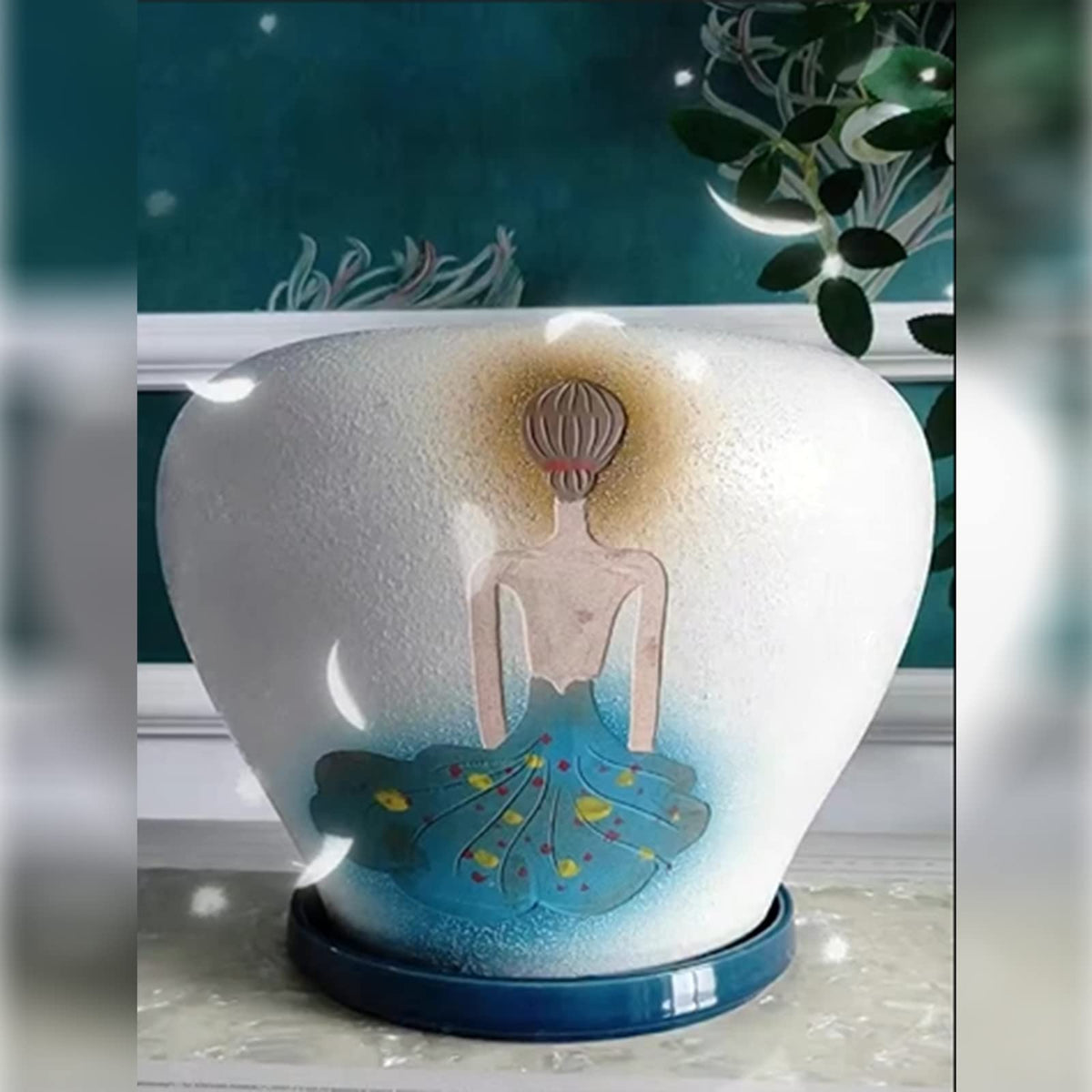Fzfeiyy minimalist blue ceramic saucer enhances display.