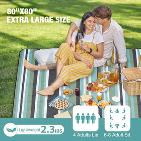 G GOOD GAIN picnic blanket olivestrip 80x80 open, roomy for four to six.