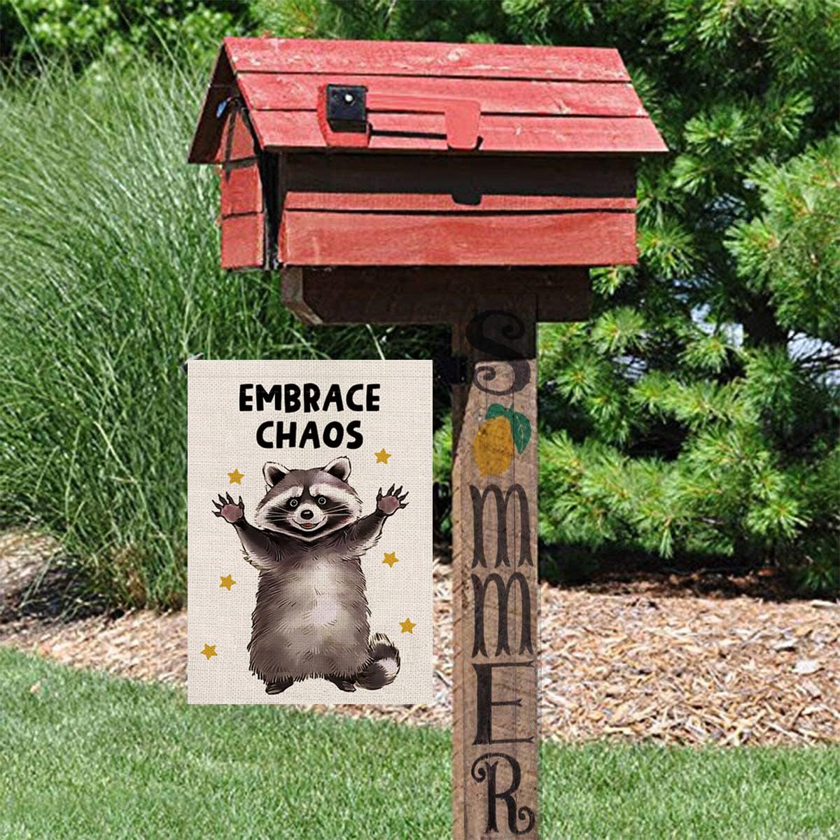 GAGEC garden flag measures 12x18 inches for standardized outdoor decor.