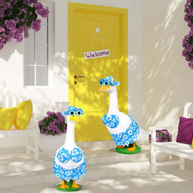 GANSHAYA Full Outfit on Goose creates a ready-to-display summer focal point